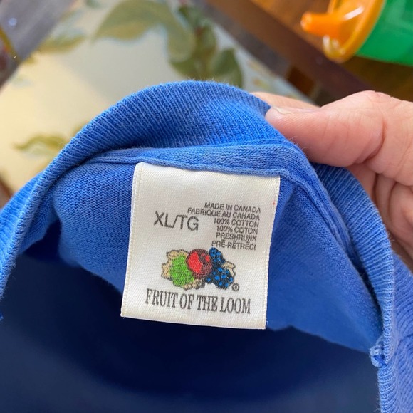 Vintage Embroidered Hunting Single Stitch Fruit of the Loom Tee - Picture 3 of 3